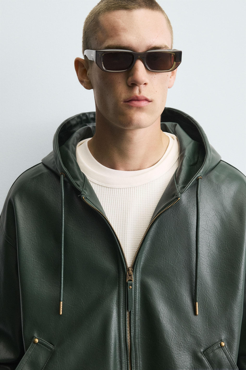 HOODED LEATHER EFFECT JACKET - Zara фото 5