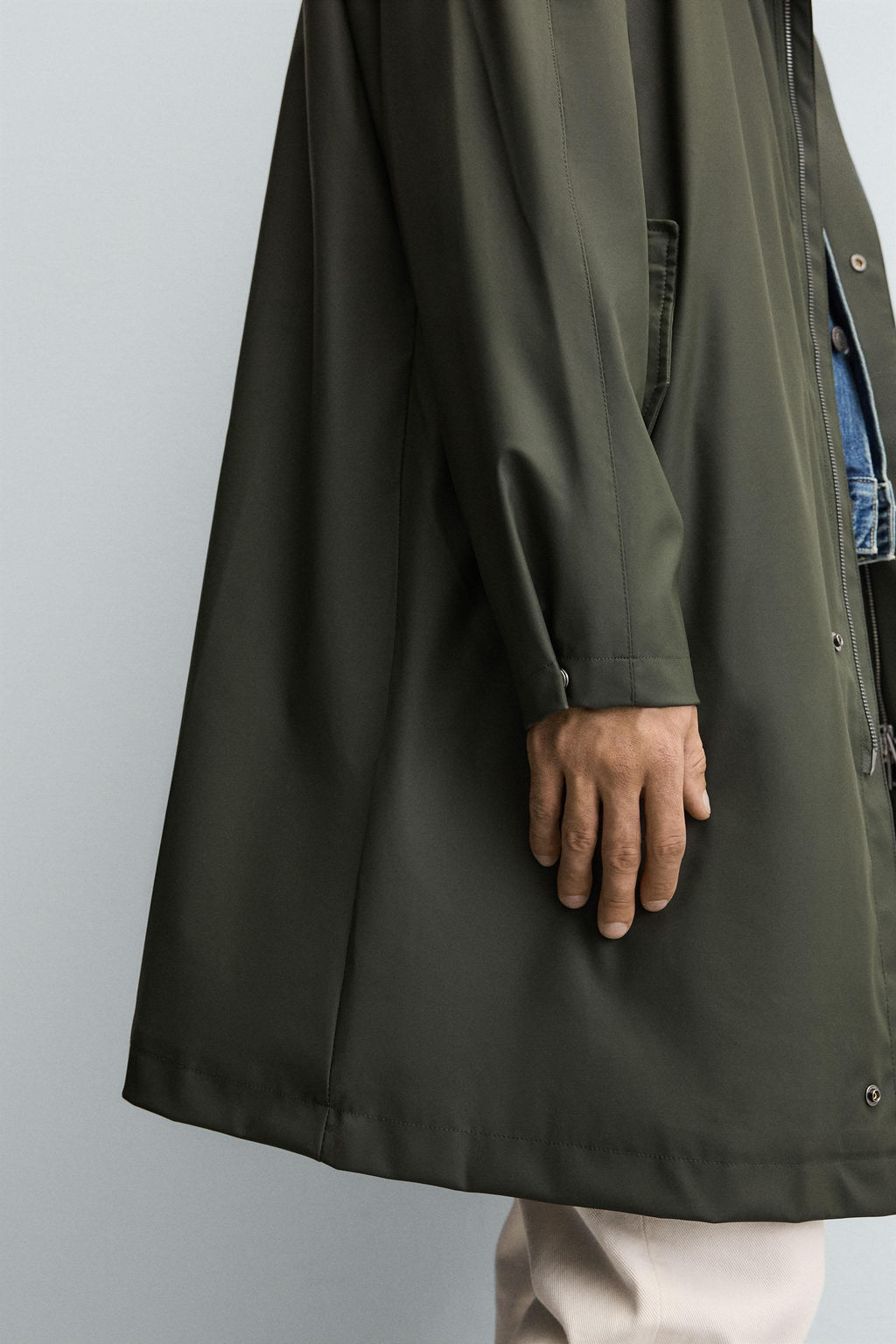 RUBBERISED HOODIE PARKA