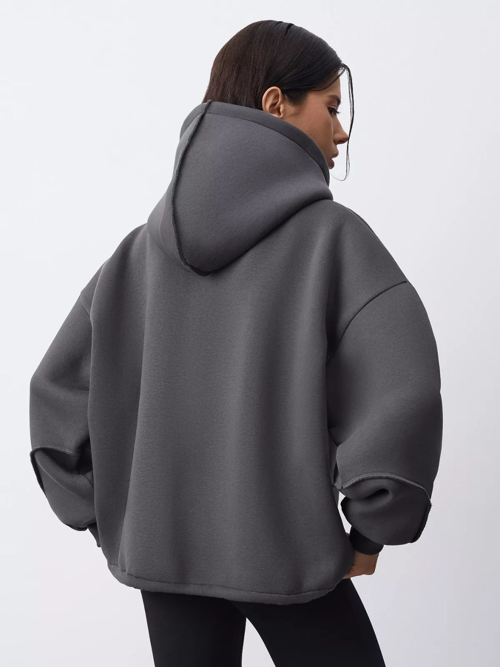 Утепленное худи с фигурными рельефами