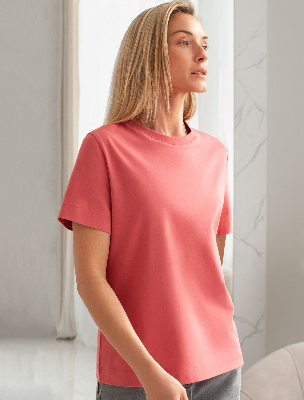 D49.110 Футболка женская терракота