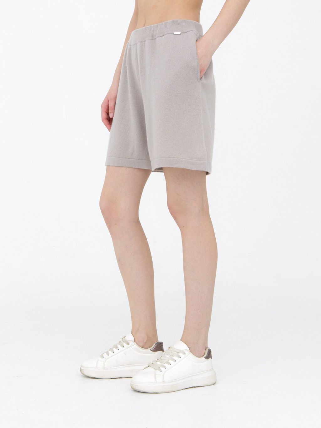 Шорты кашемировые 22022 лунный камень