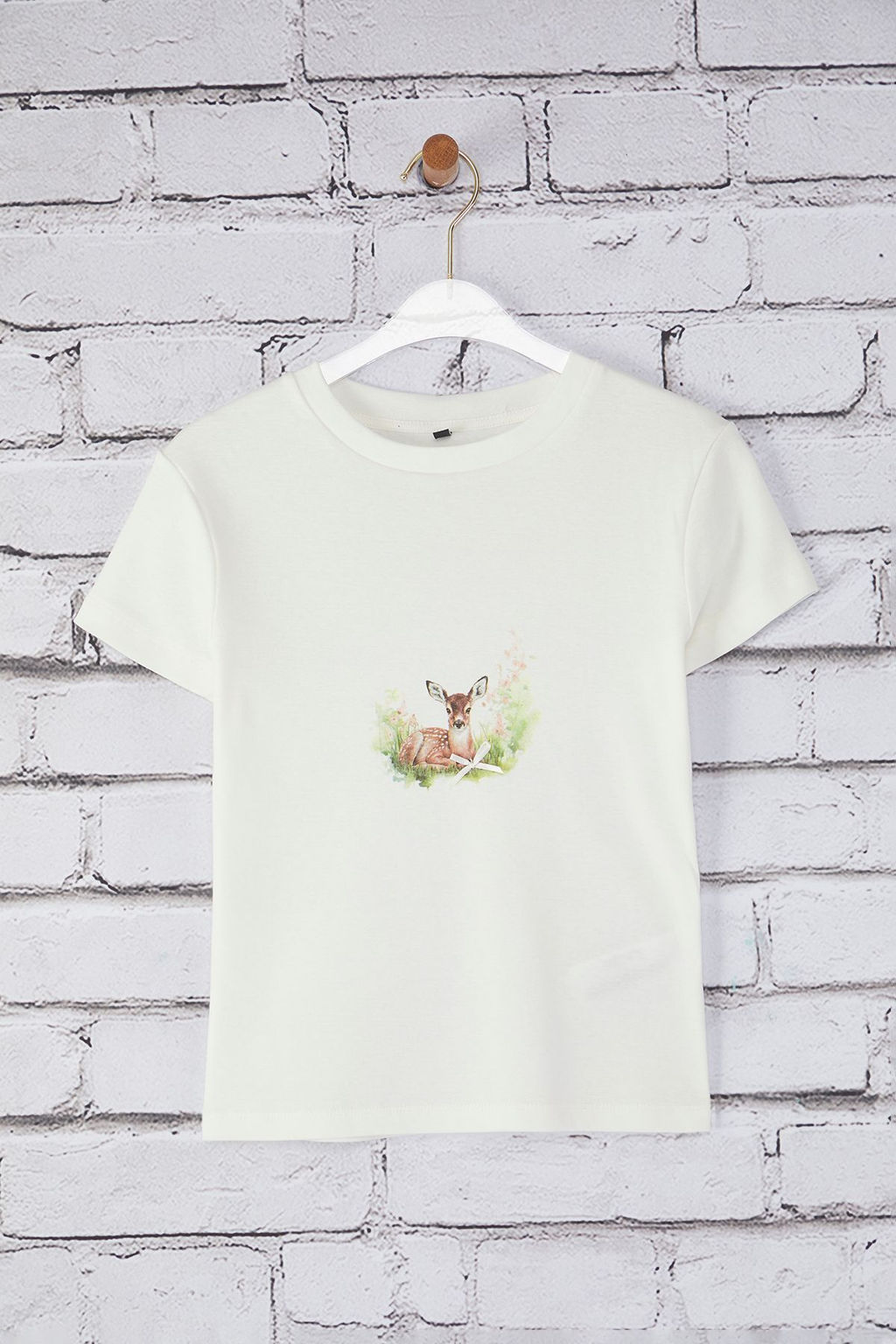 Ekru Geyik Bask?l? Fitted/Vucuda Oturan Orme T-Shirt TWOSS25TS00095