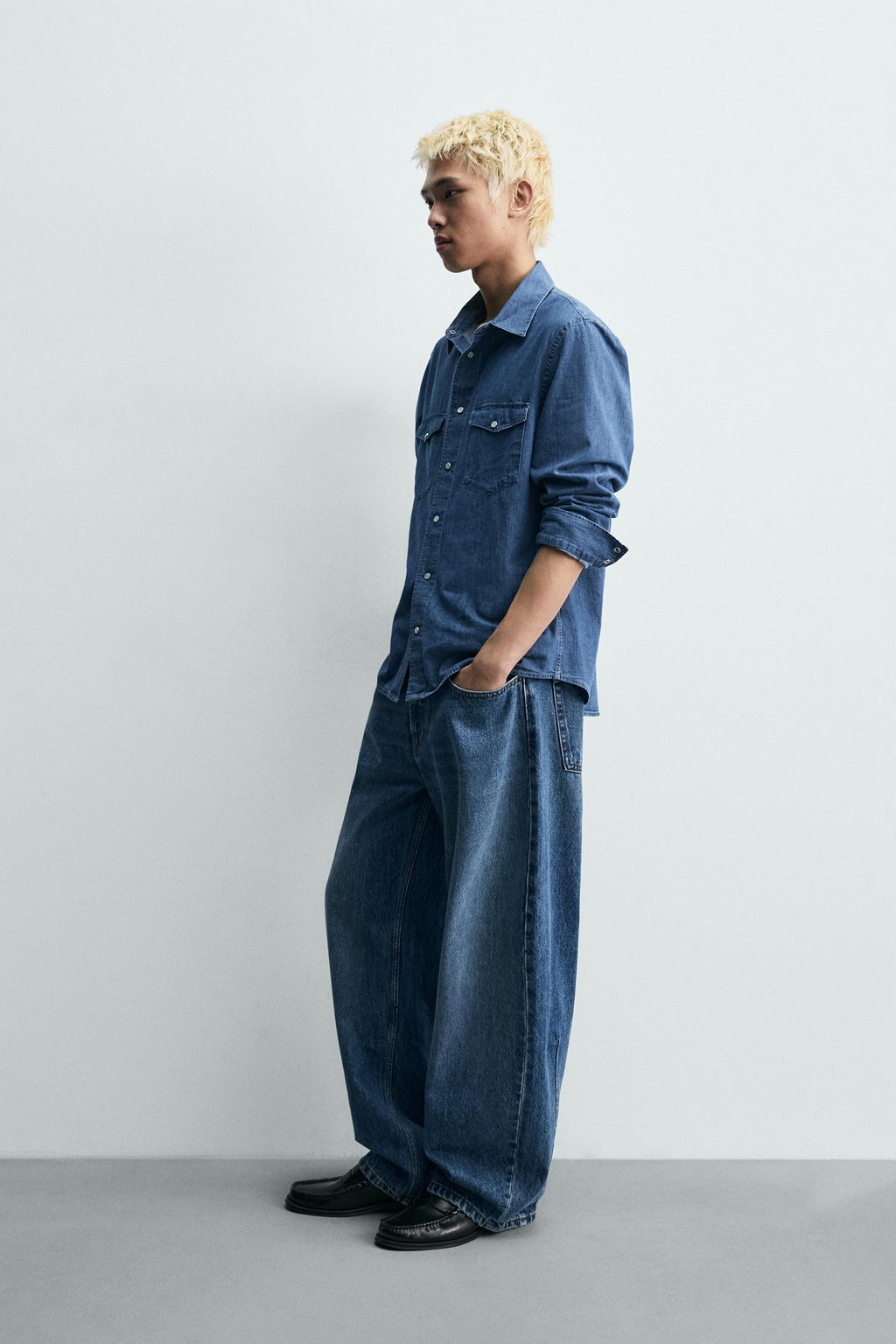 CAMISA DENIM BOLSILLOS / Azul medio - Zara фото 4