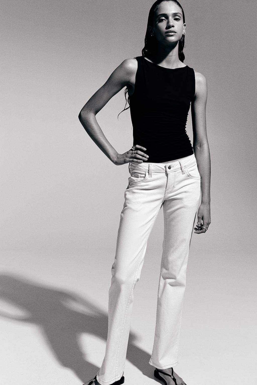 Flared Low Jeans