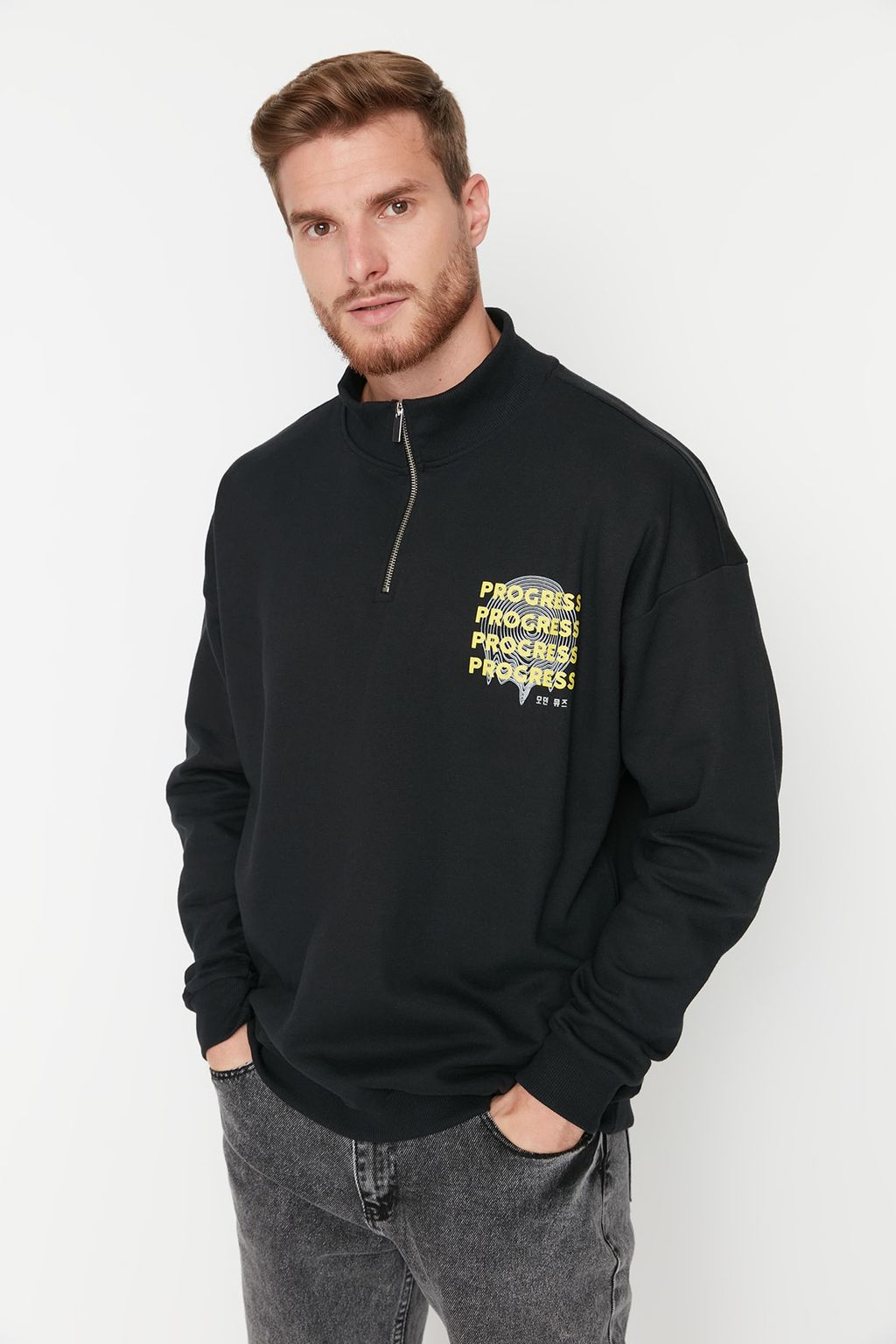TRENDYOL MAN Siyah Oversize/Genis Kesim Fermuarl? Yaz? Bask?l? Ici Polar/S?cak Tutan Sweatshirt TMNAW23SW00017 - Trendyolmilla фото 4