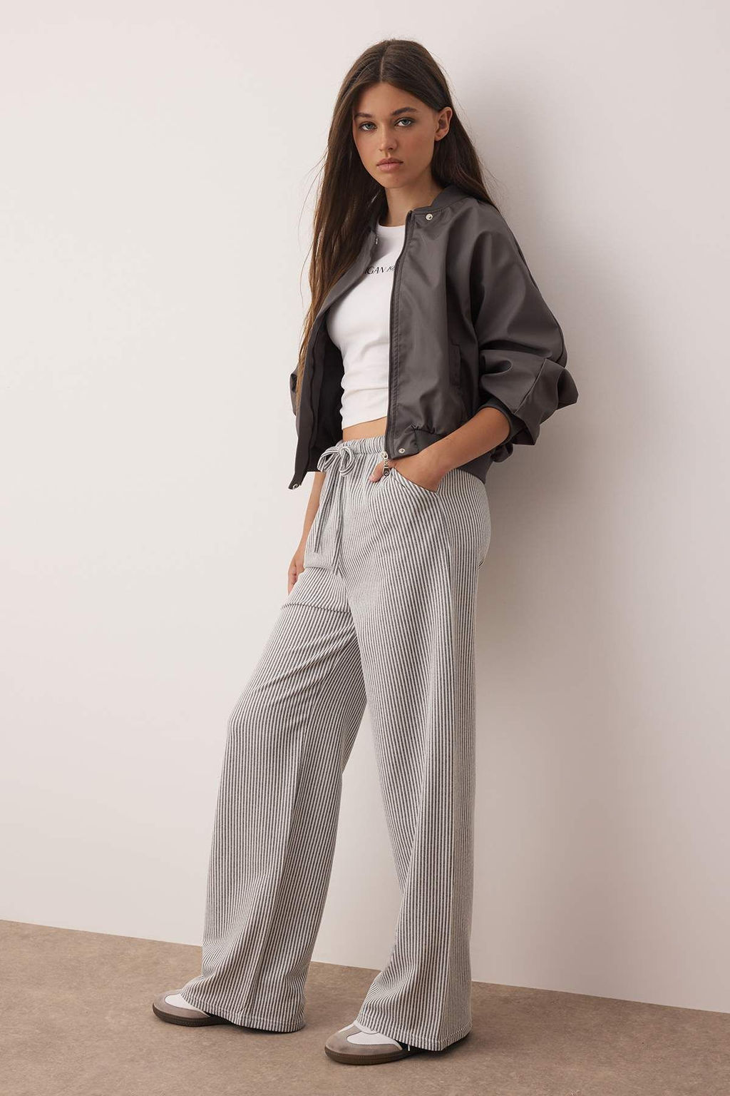 Antrasit Cizgili Lastikli Bel Wide Leg/Genis Kesim Orme Pantolon TWOAW26PL00061