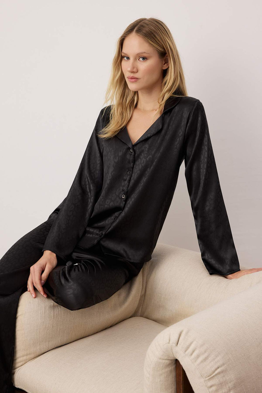 Beyaz Zebra Desenli Saten Dokuma Pijama Tak?m? THMAW24PT00001 - Trendyolmilla фото 13