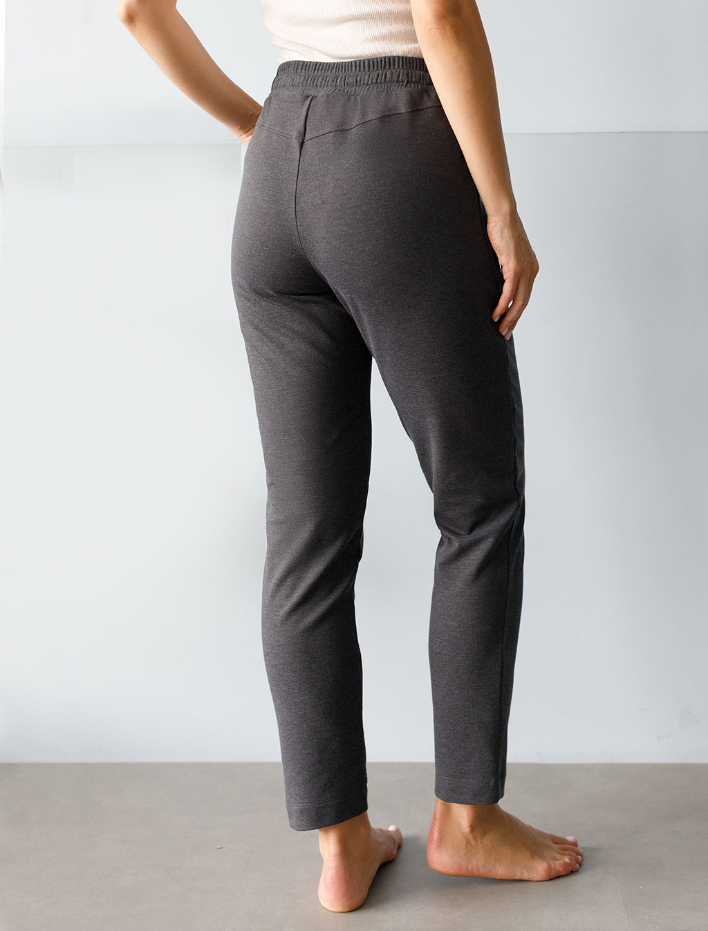 Брюки из облегченного футера с эластаном - Vilatte фото 4