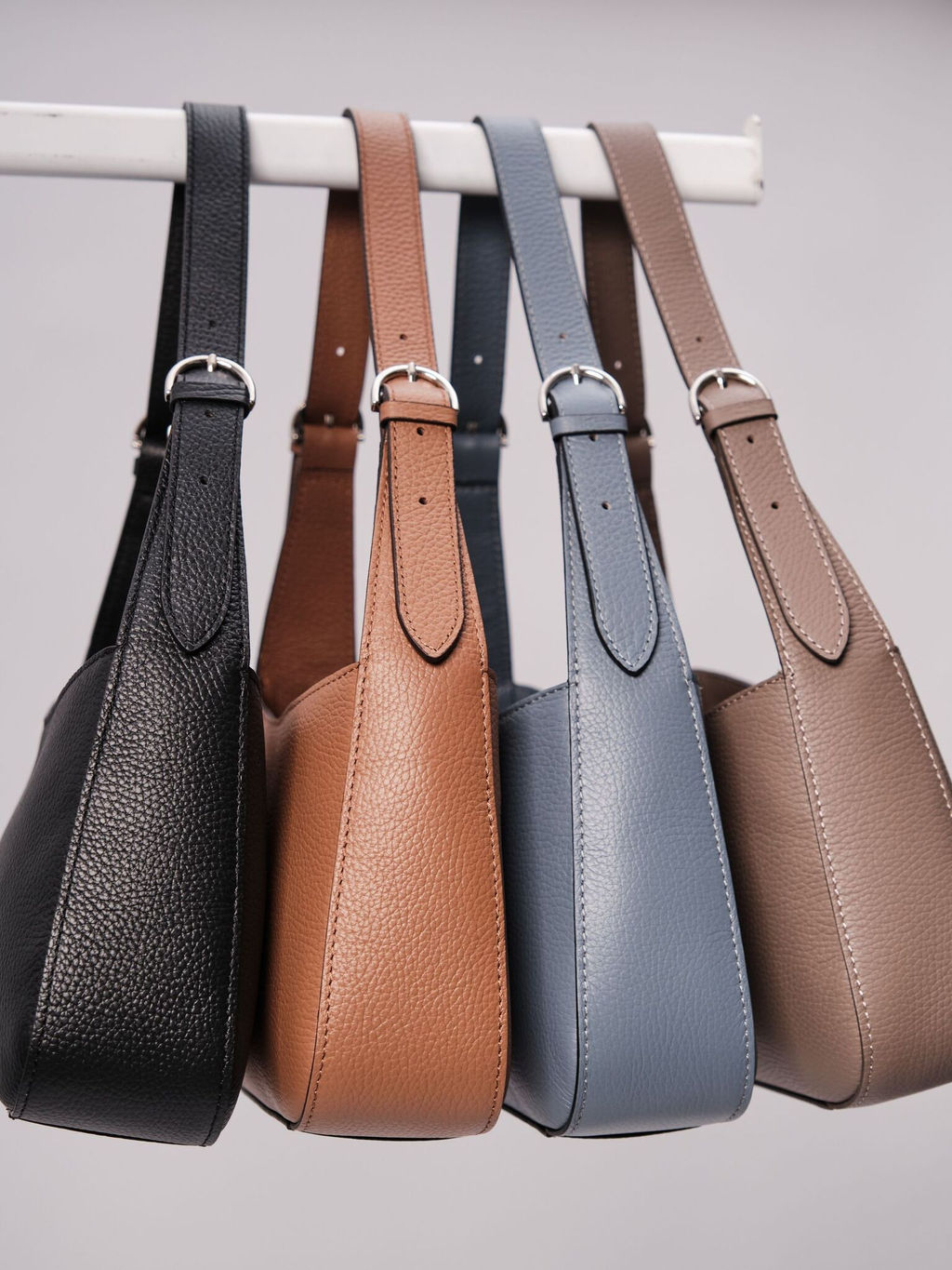 Сумка багет Deboro 31046 таупе