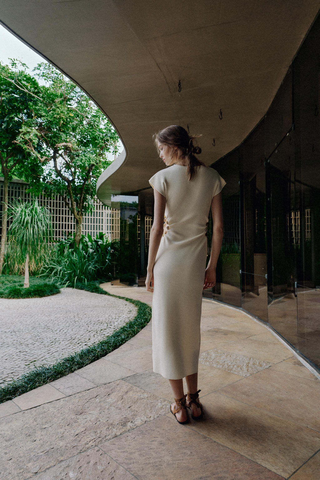 VESTIDO PUNTO CUT OUT BOLAS / Crudo - Zara фото 5