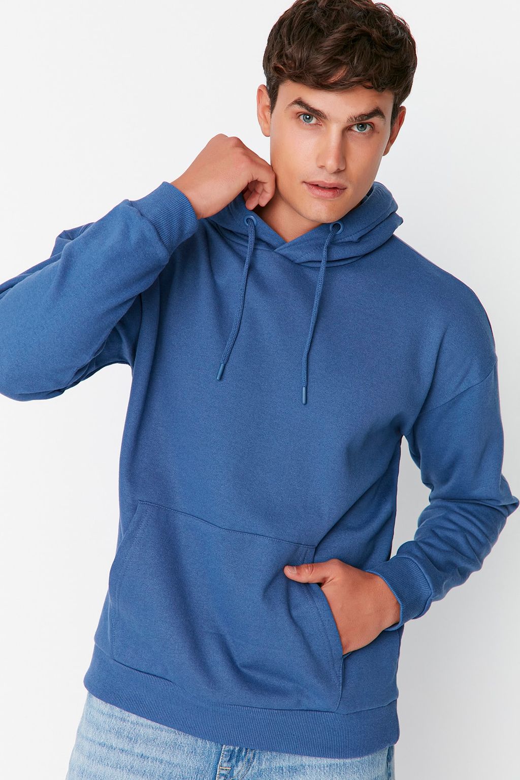 Lacivert Oversize/Genis Kesim Kapusonlu Ici Polar/S?cak Tutan Sweatshirt TMNAW23SW00195