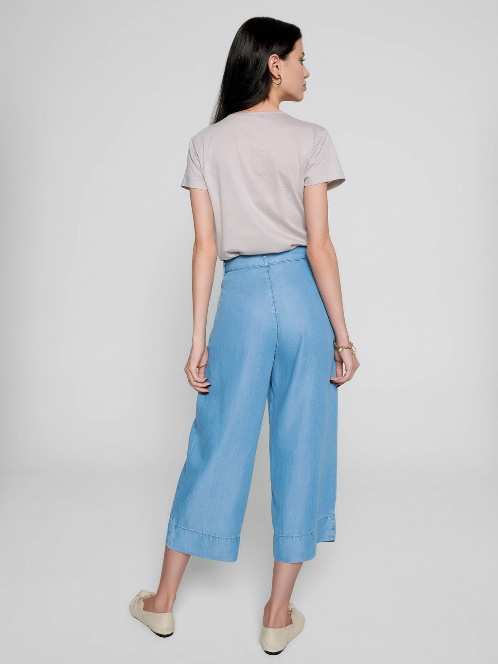 CONTE Джинсовые кюлоты из премиального тенсела AK003 bleach blue - Conte elegant фото 3