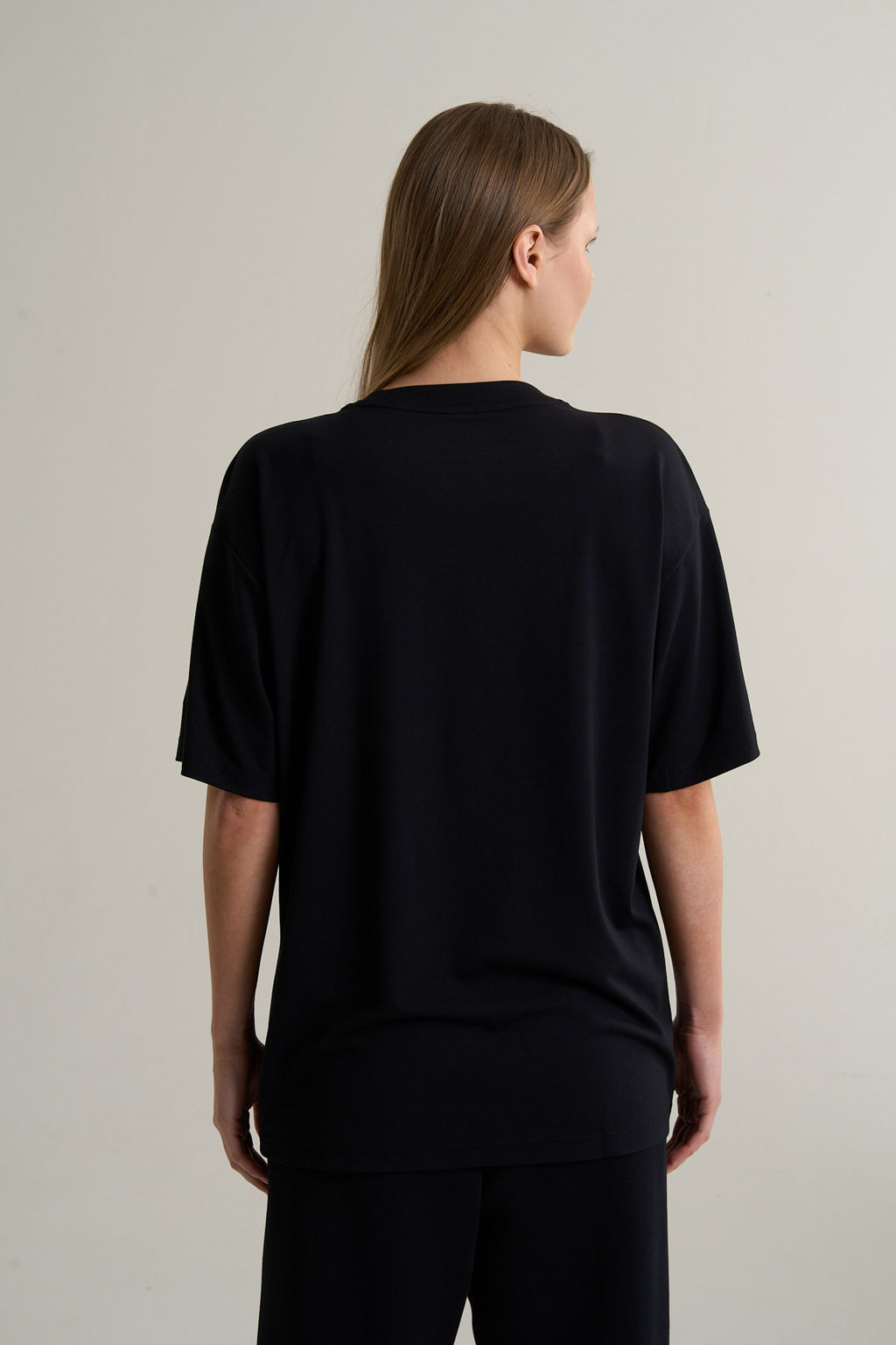 Футболка Черный