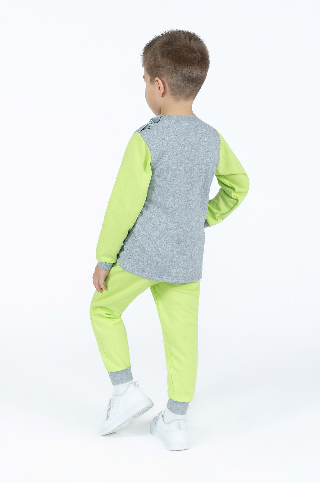 Костюм детский салатовыймеланж панда в наушниках