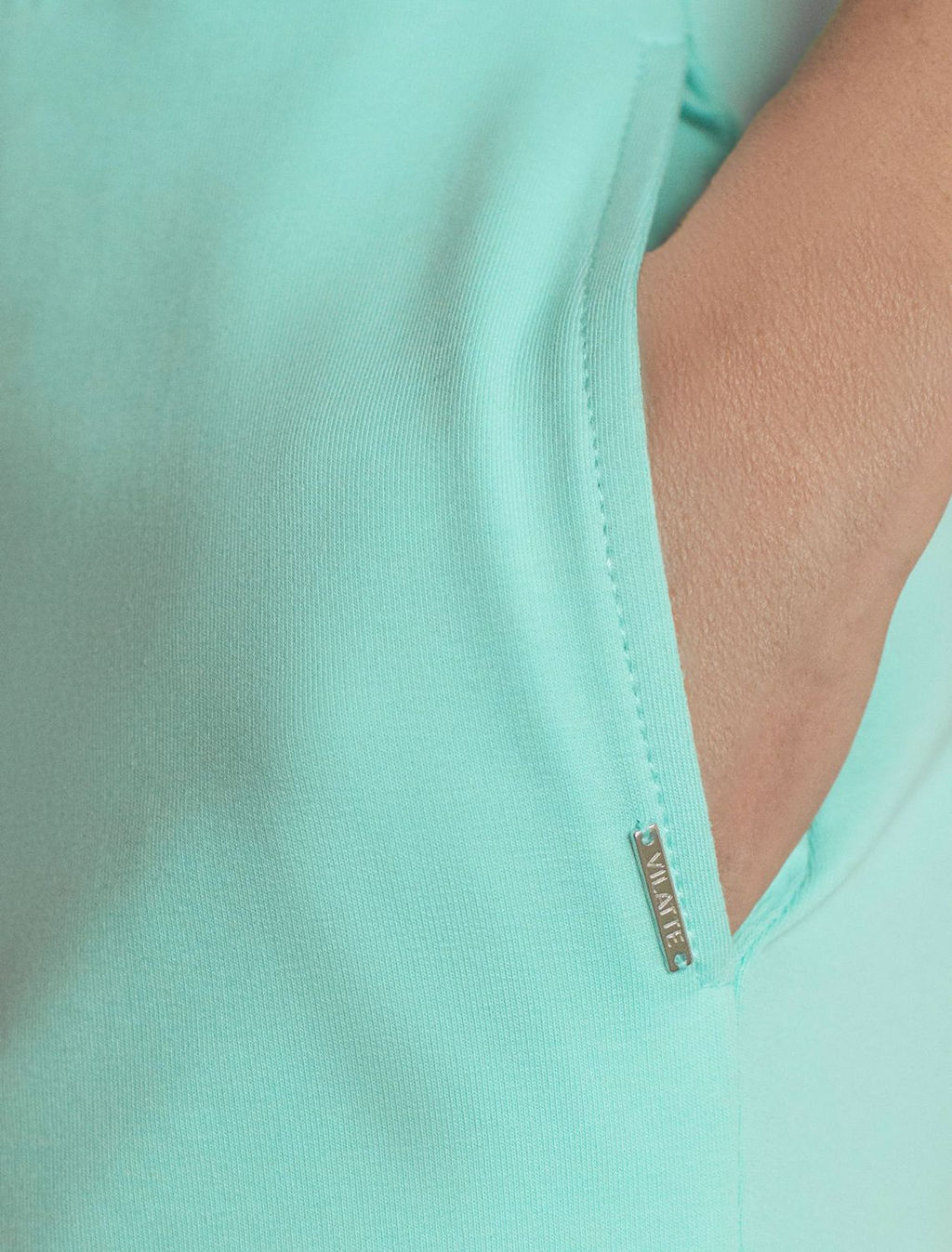 Прямые трикотажные брюки на резинке из футера двухнитки эластичные