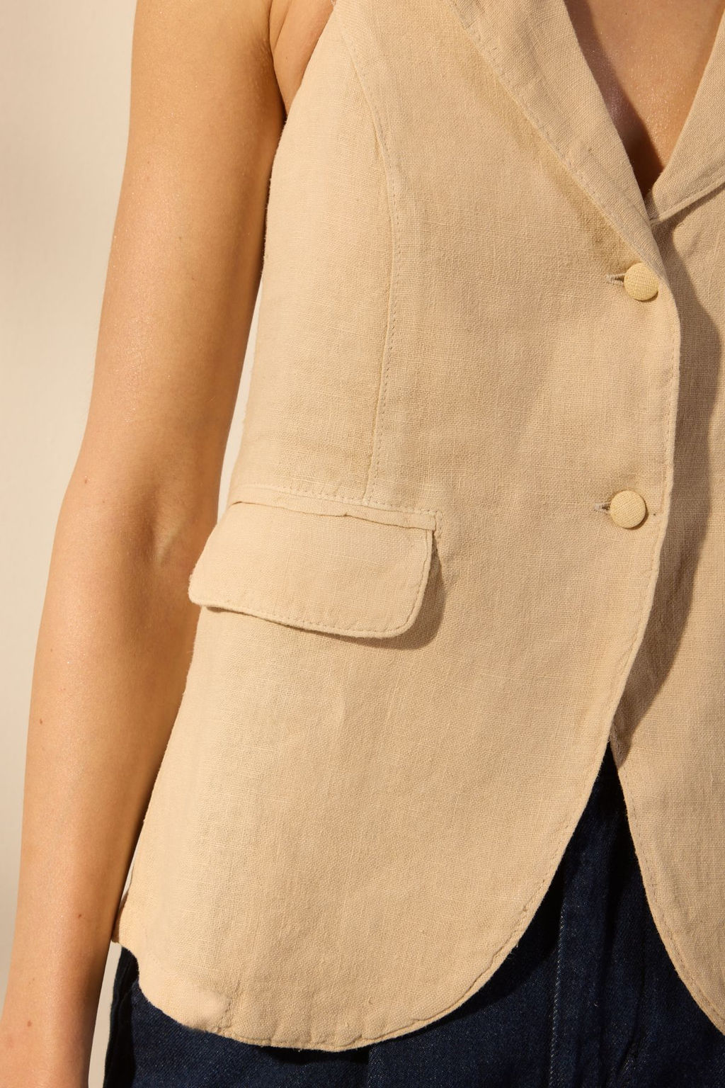 Trendyolmilla Bej %100 Keten Cep Detayl? Halter Yaka Yelek TWOSS25YE00107 фото 3