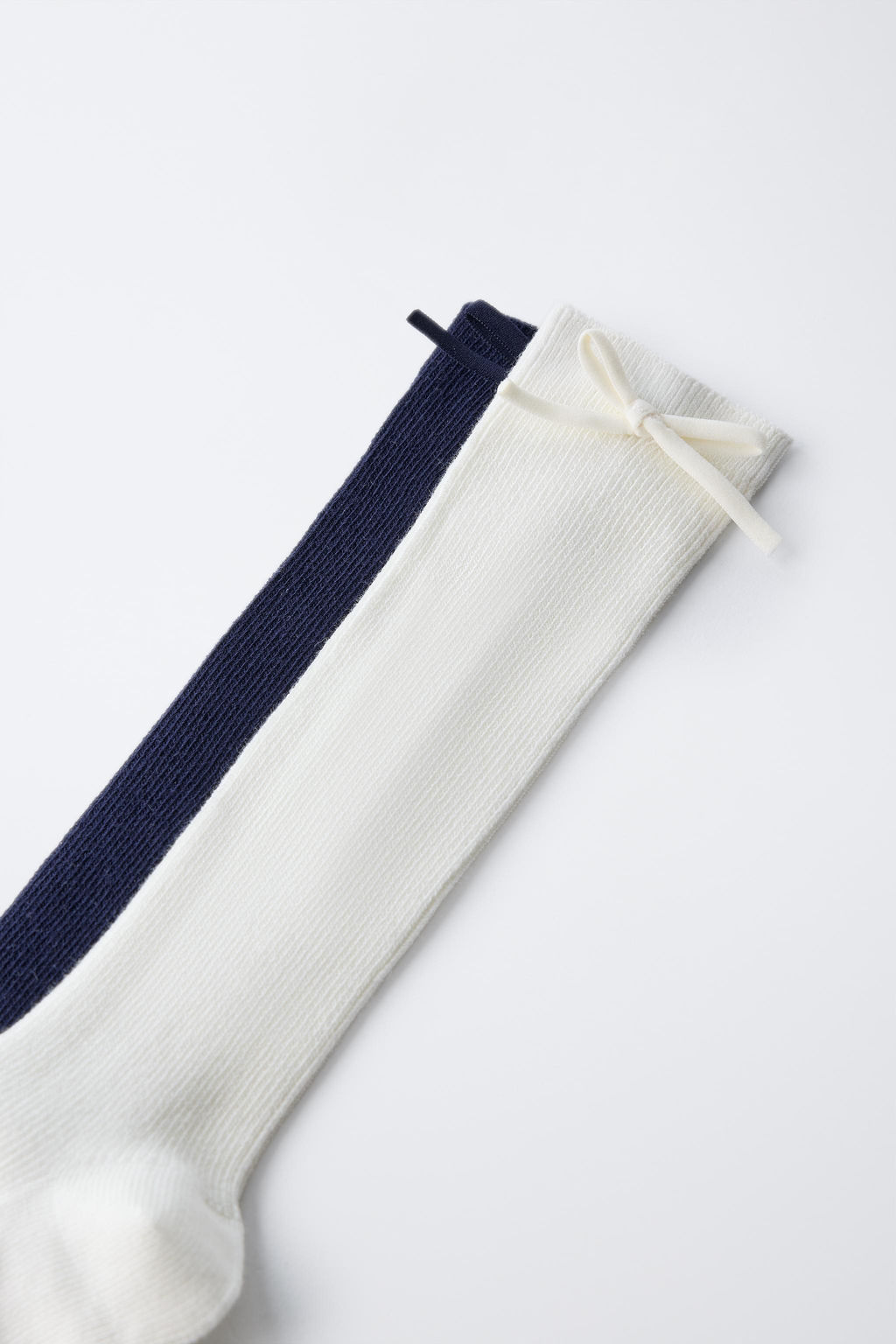 TWO-PACK OF KNEE-HIGH SOCKS WITH BOW - Zara фото 2