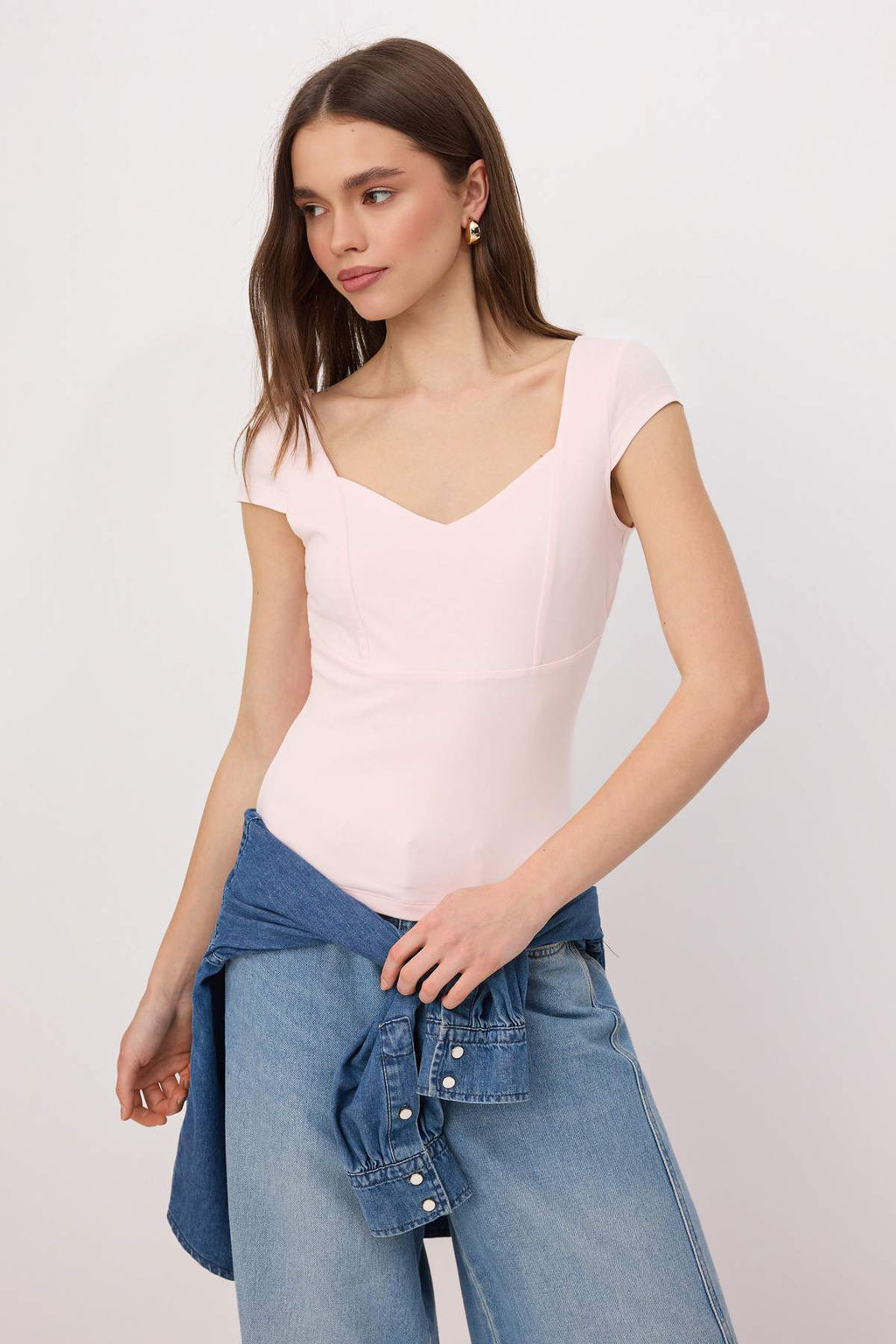Trendyolmilla Ekru Kalp Yaka Vucuda Oturan Pamuklu Esnek Orme Bluz TWOSS24BZ00113  фото 18