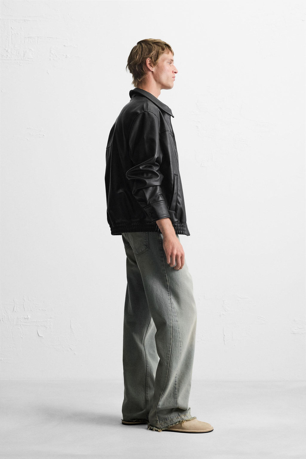 LEATHER EFFECT BOMBER JACKET - Zara фото 4