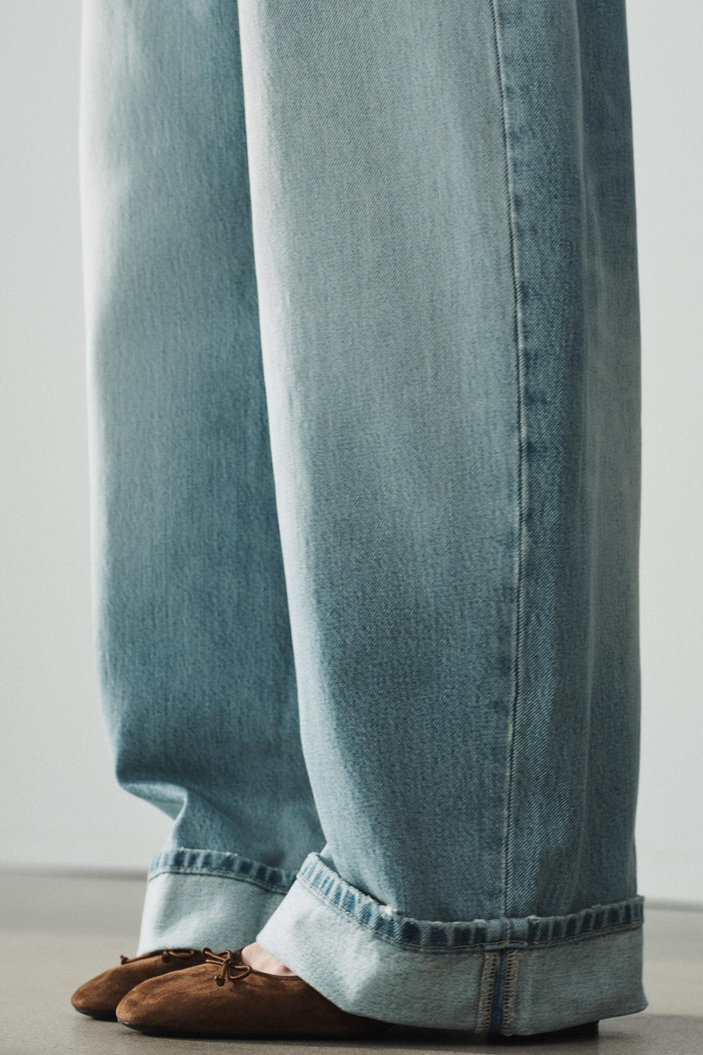 JEANS TRF BAGGY FOLDED ROTOS / Azul claro - Zara фото 4