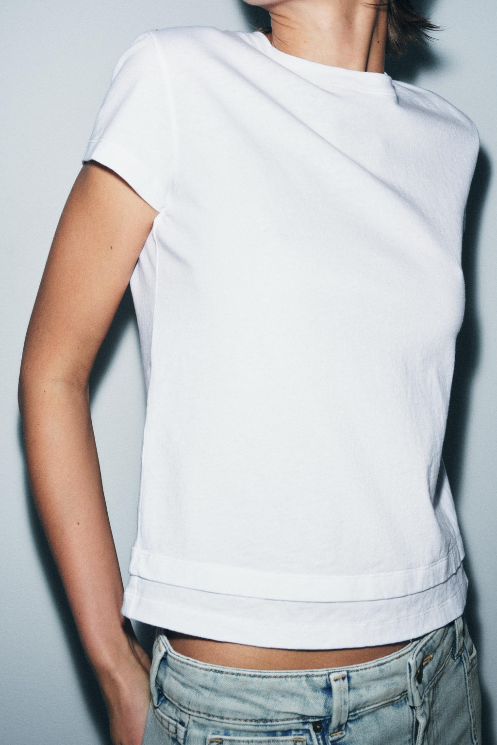 CAMISETA MANGA CORTA EFECTO DOBLE / Blanco - Zara фото 2