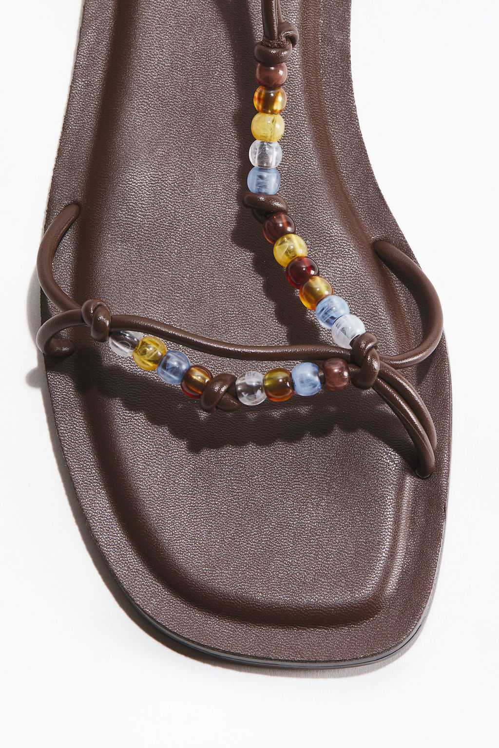 Sandalias de tiras con cuentas - H&m фото 4