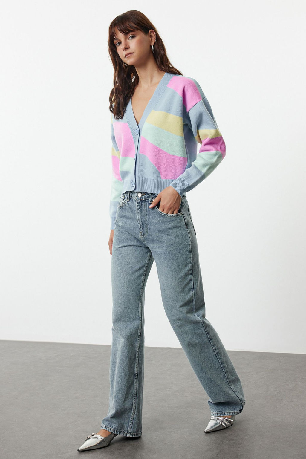 TRENDYOLMILLA Mavi Renk Bloklu Triko H?rka TWOAW25HI00264  фото 2