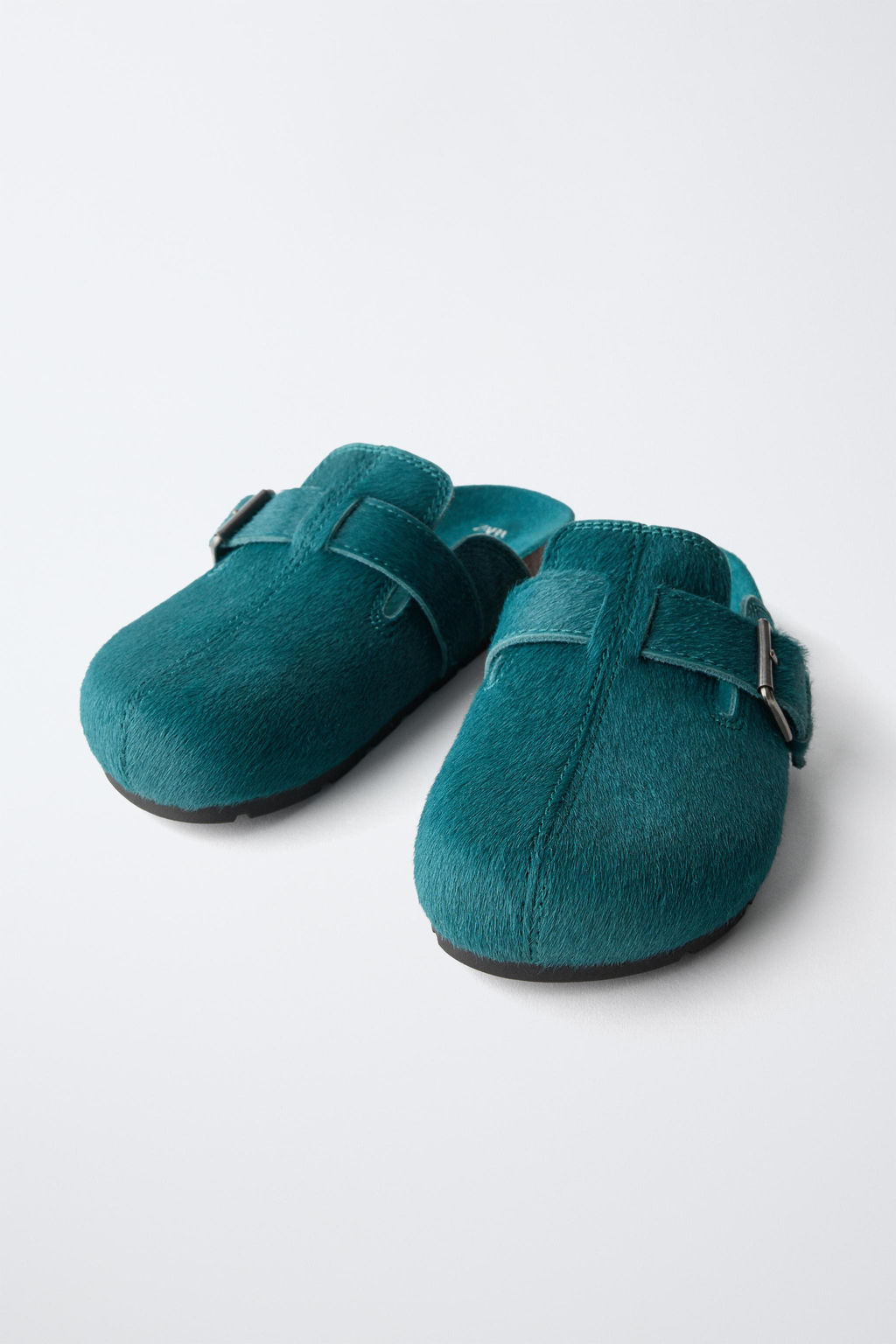 ZUECO HEBILLA PIEL / Verde - Zara фото 3
