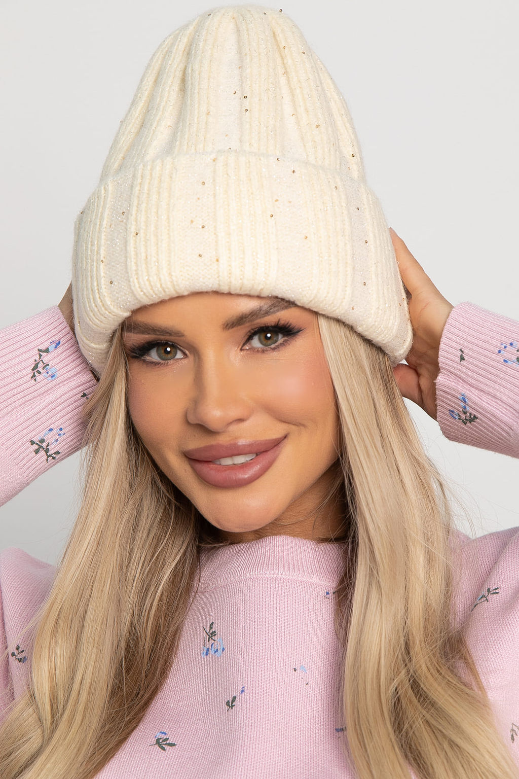 Шапка двухслойная Зимние деньки (айвори) Ш23-4М