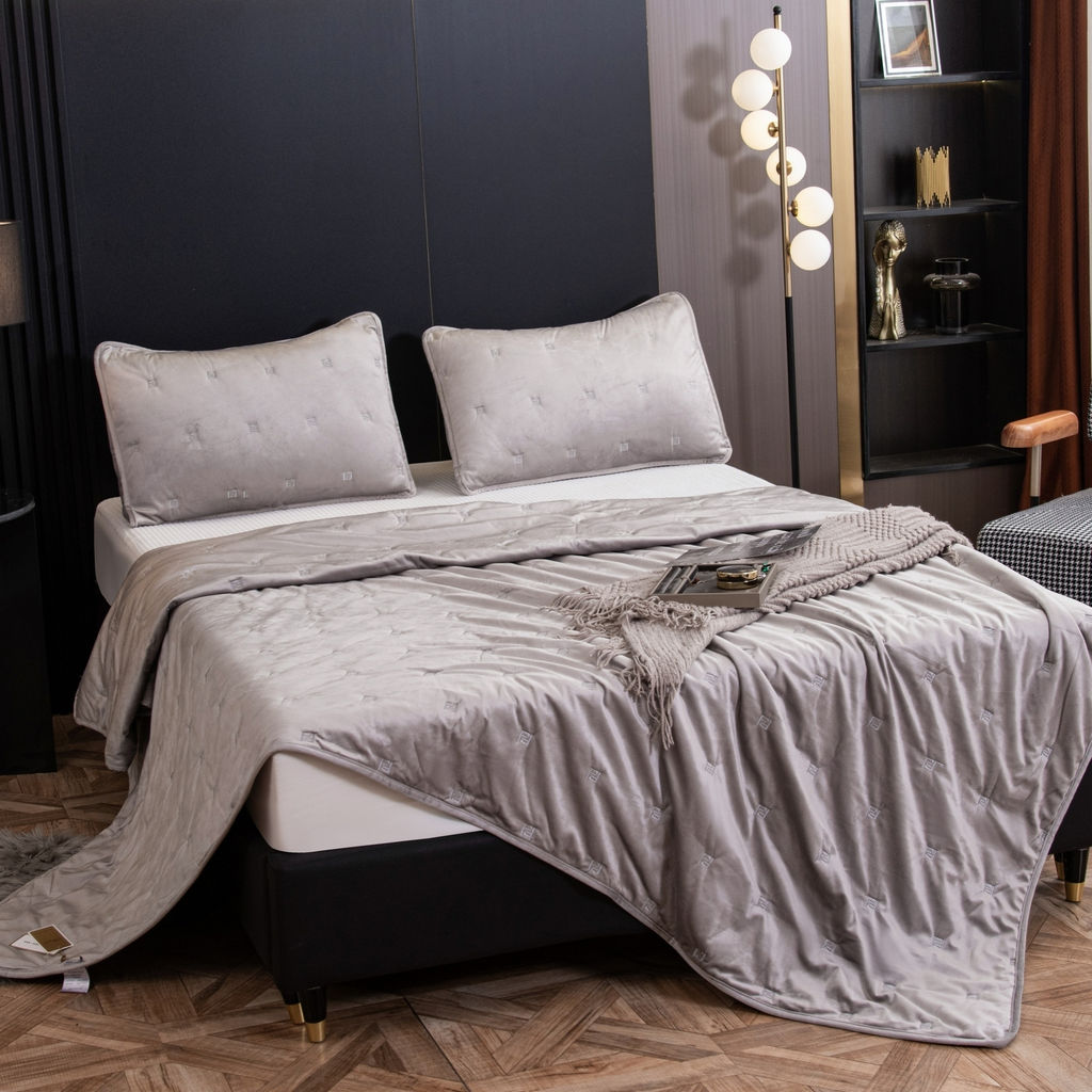 Велюровое покрывало Grande OVS013 240*260