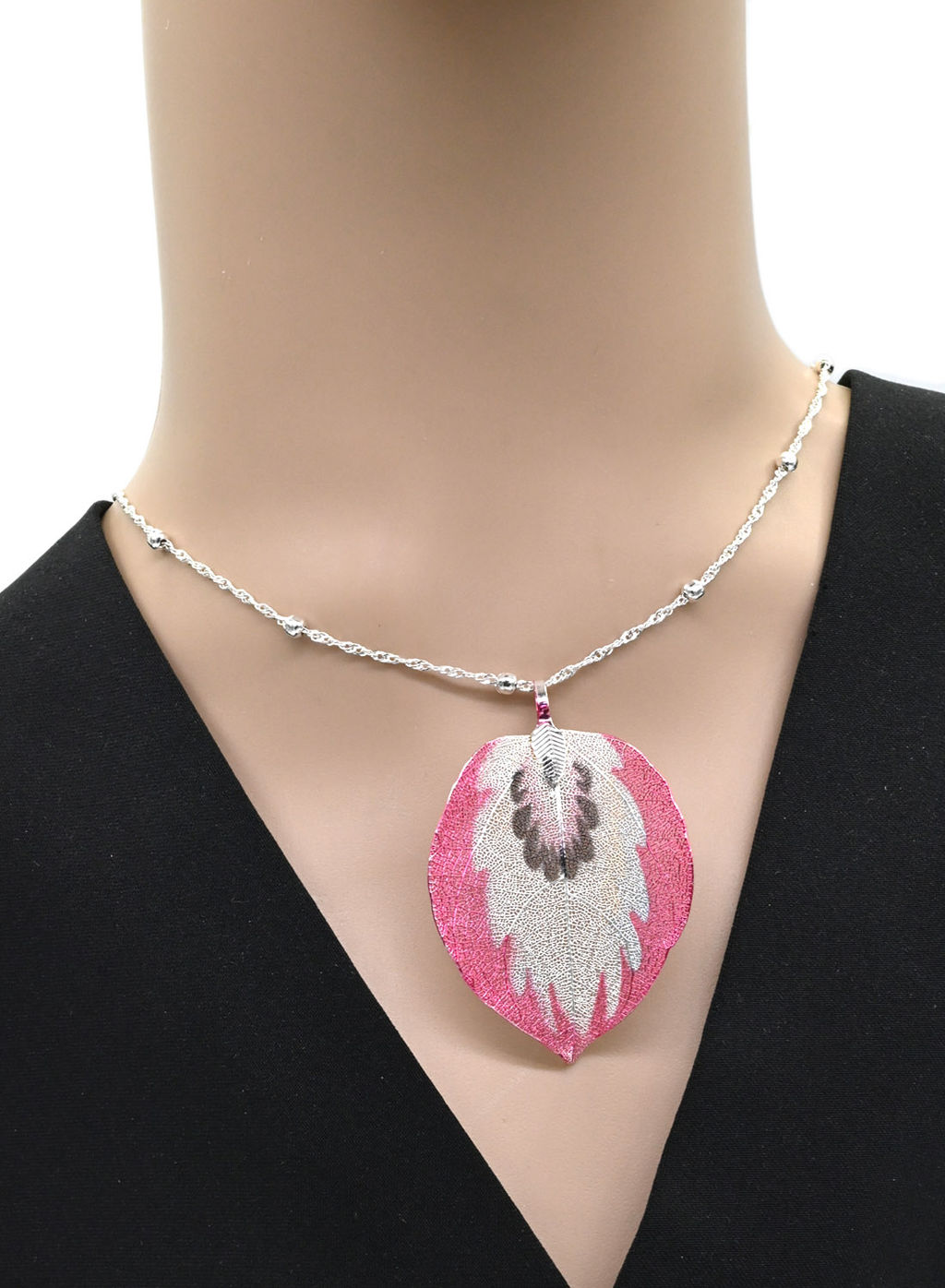 Подвеска Лист 20*60мм цв.малиновый