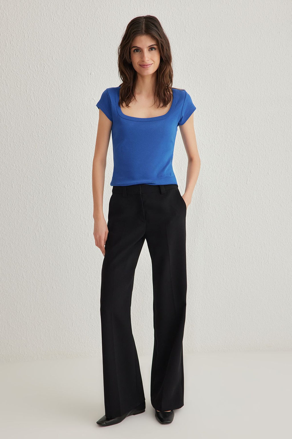 Saks Kare Yaka Fitted/Vucuda Oturan Orme Bluz TWOSS25BZ00020