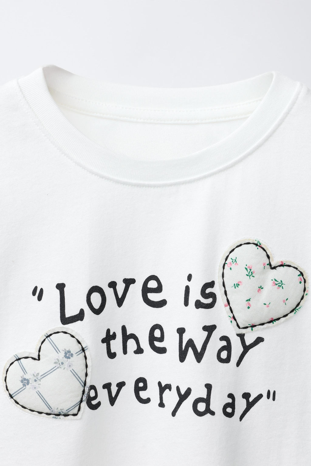 CAMISETA TEXTO PARCHES CORAZ?N / Blanco - Zara фото 3