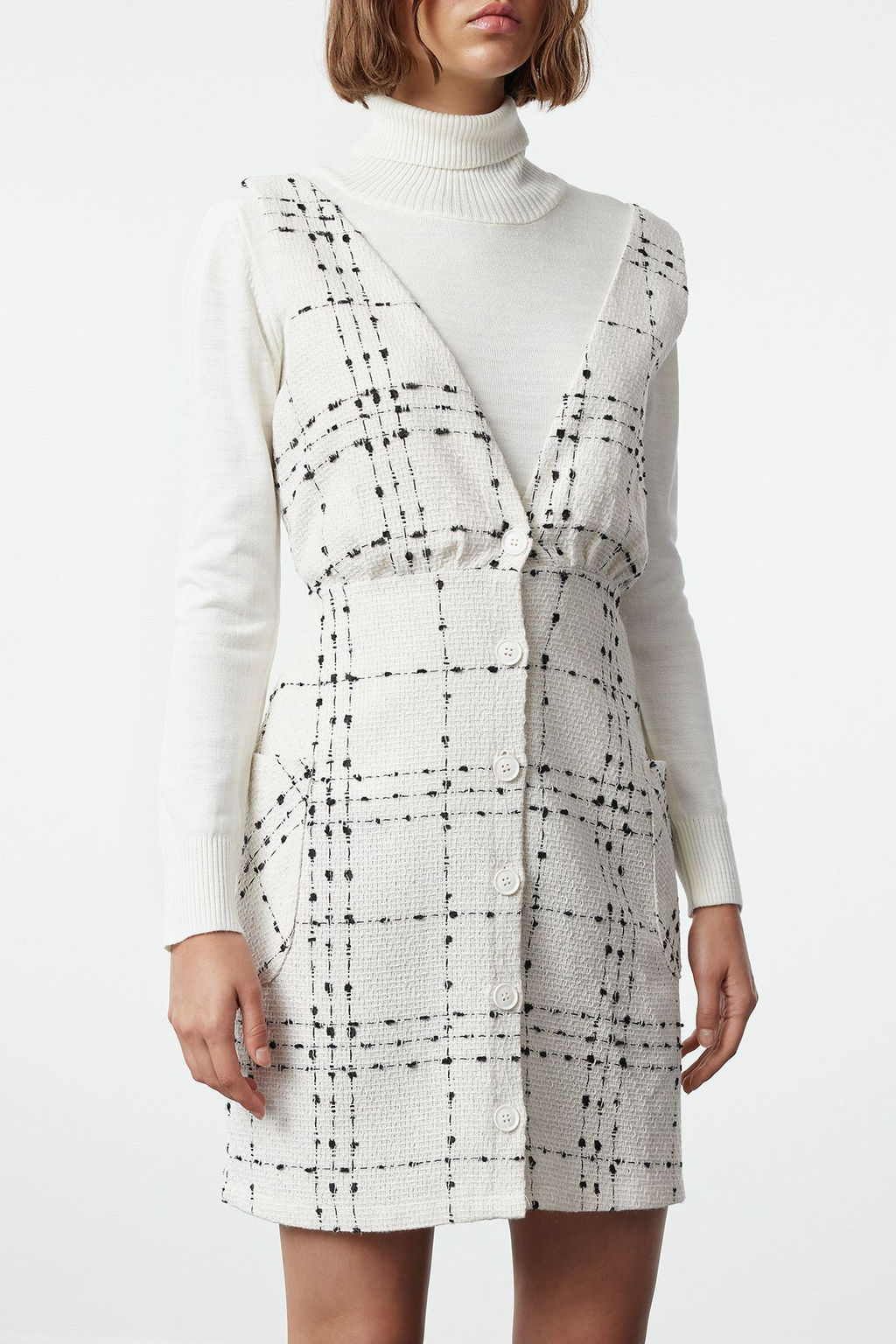 TRENDYOLMILLA Ekru Ekose / Kareli V Yaka Mini Dokuma Jile Elbise TWOAW21EL0319 фото 12