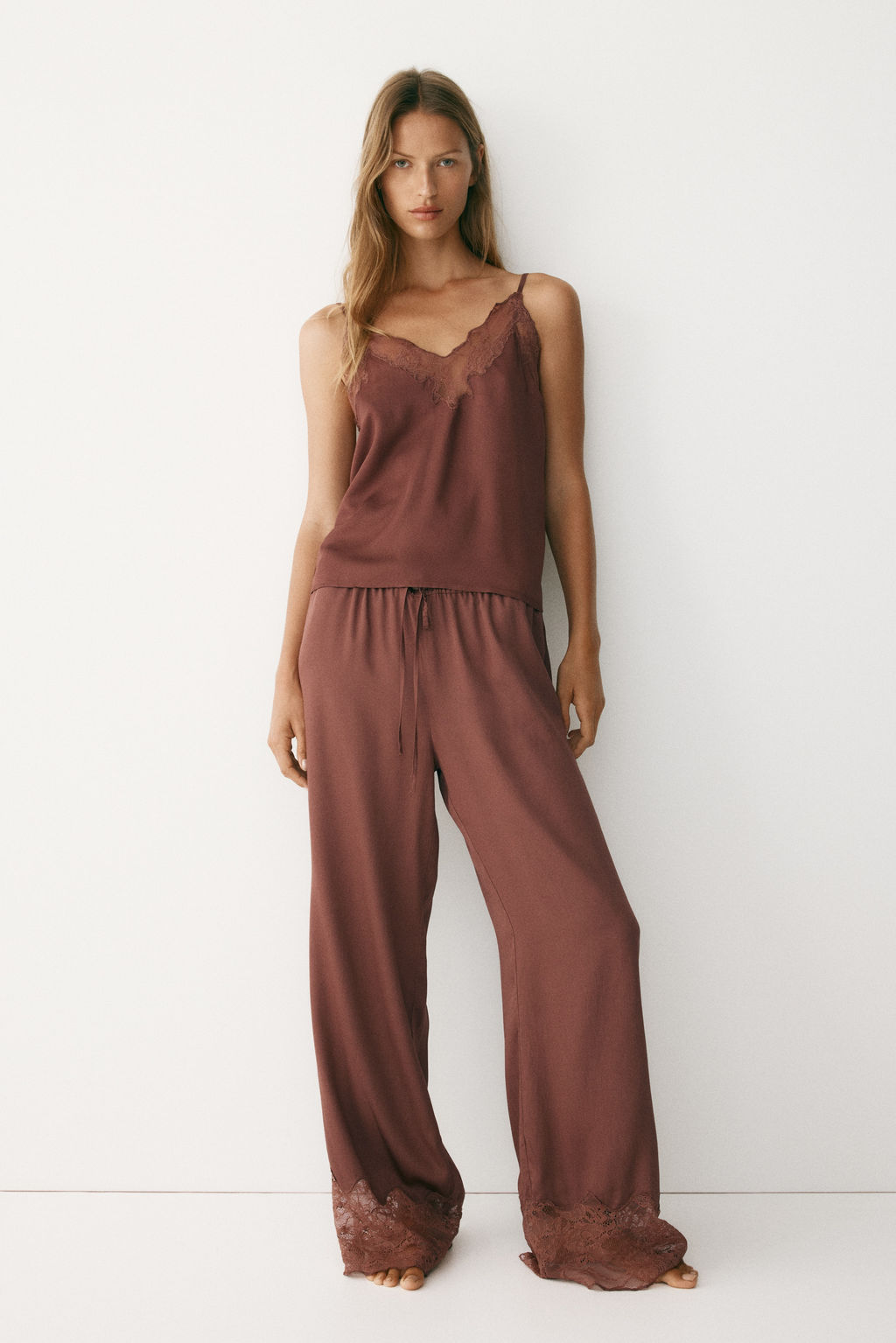 Top de pijama en sat?n con ribete de encaje - H&m фото 4