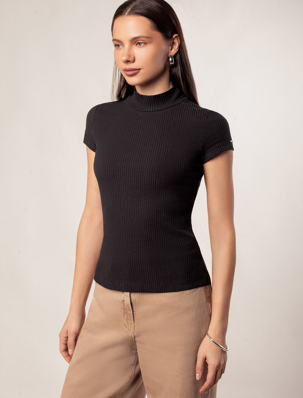 Футболка из фактурного трикотажа в рубчик - Vilatte фото 5