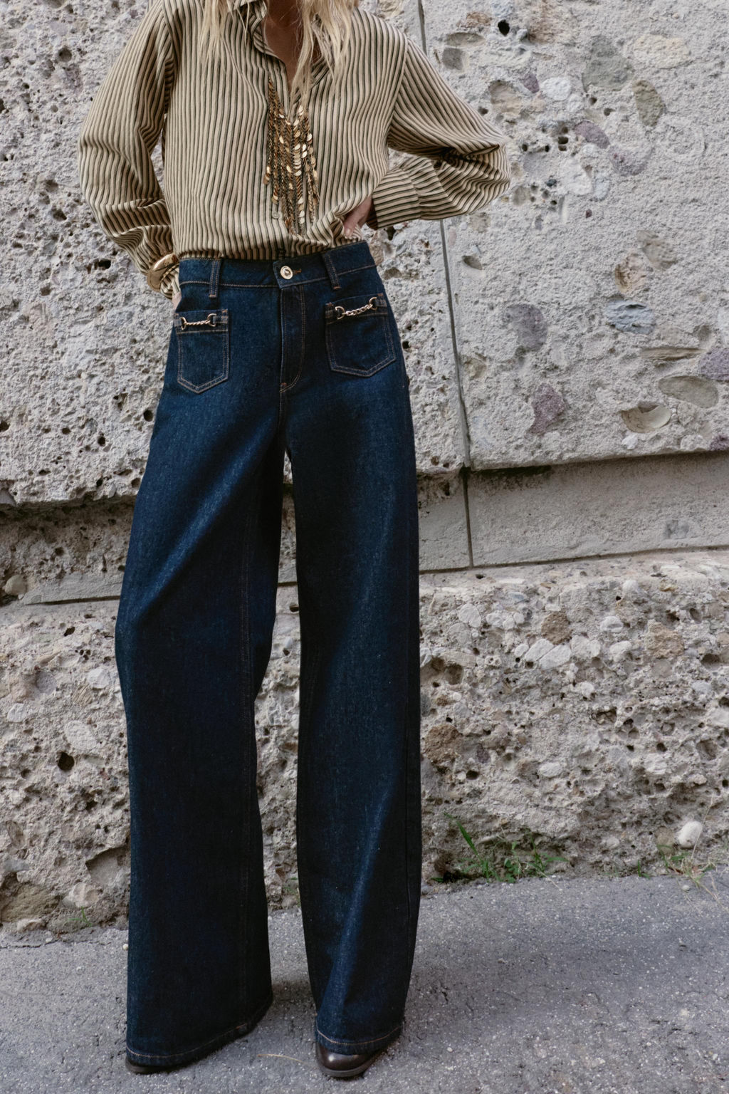Z1975 MID-WAIST WIDE-LEG JEANS WITH CHAINS - Zara фото 2