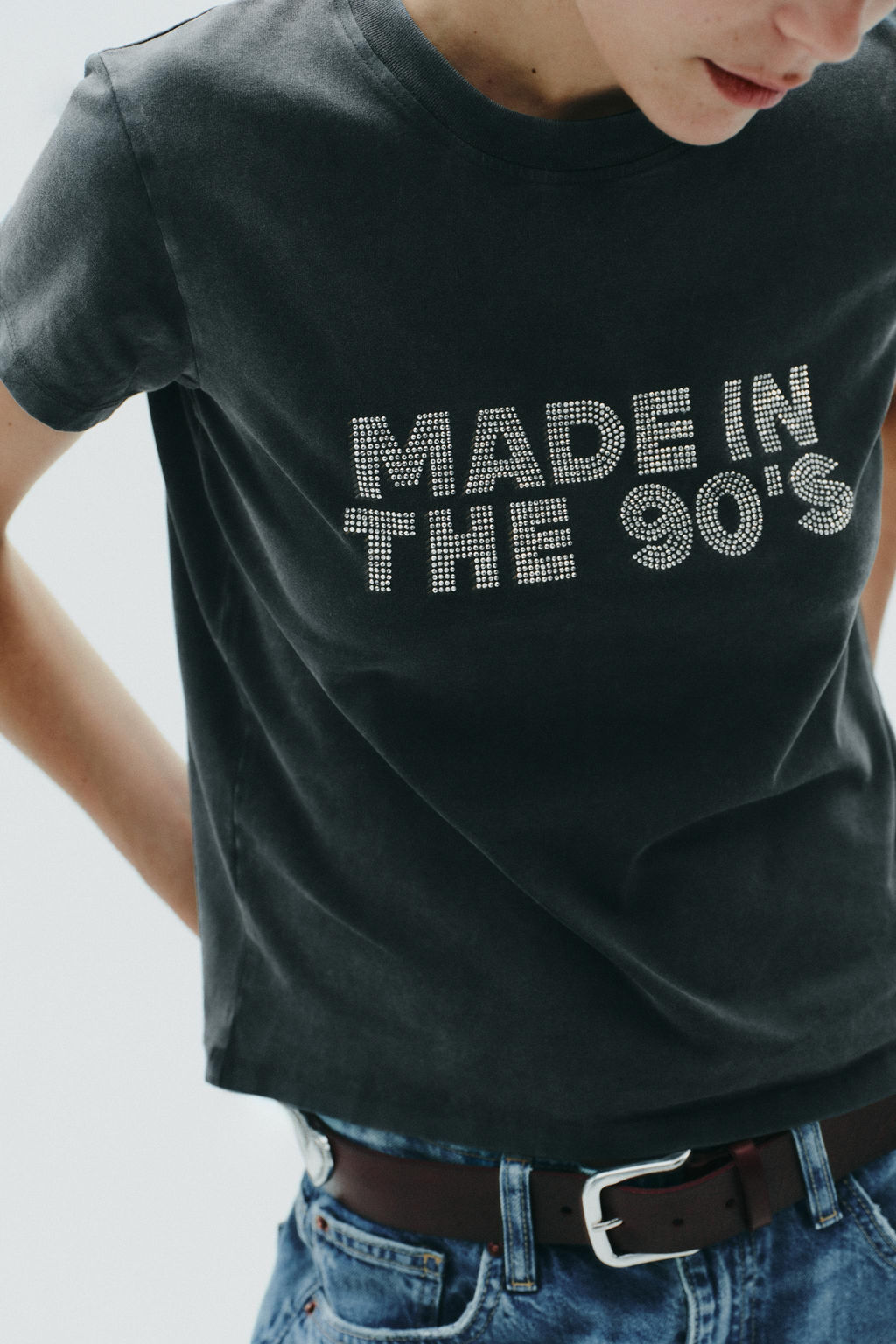 WASHED-EFFECT RHINESTONE T-SHIRT - Zara фото 13