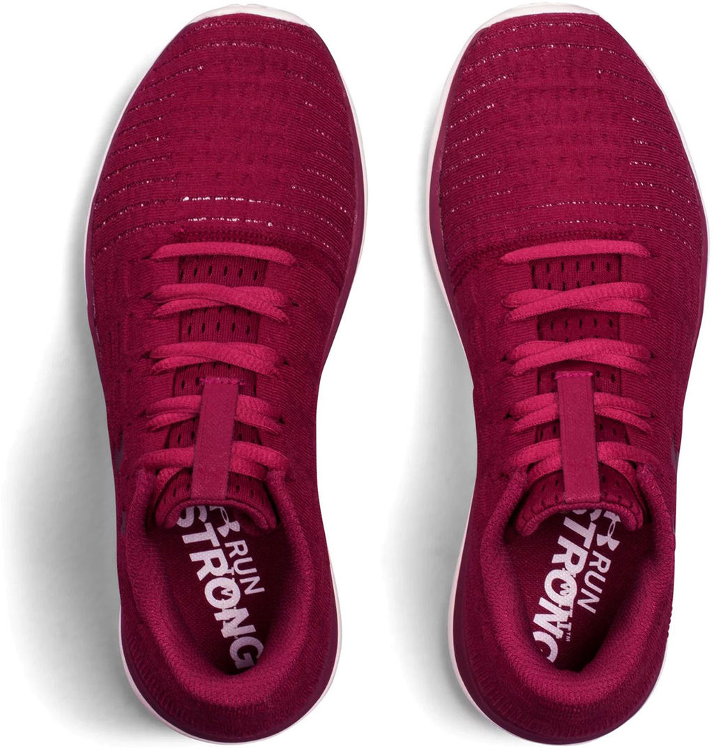 Кроссовки женские