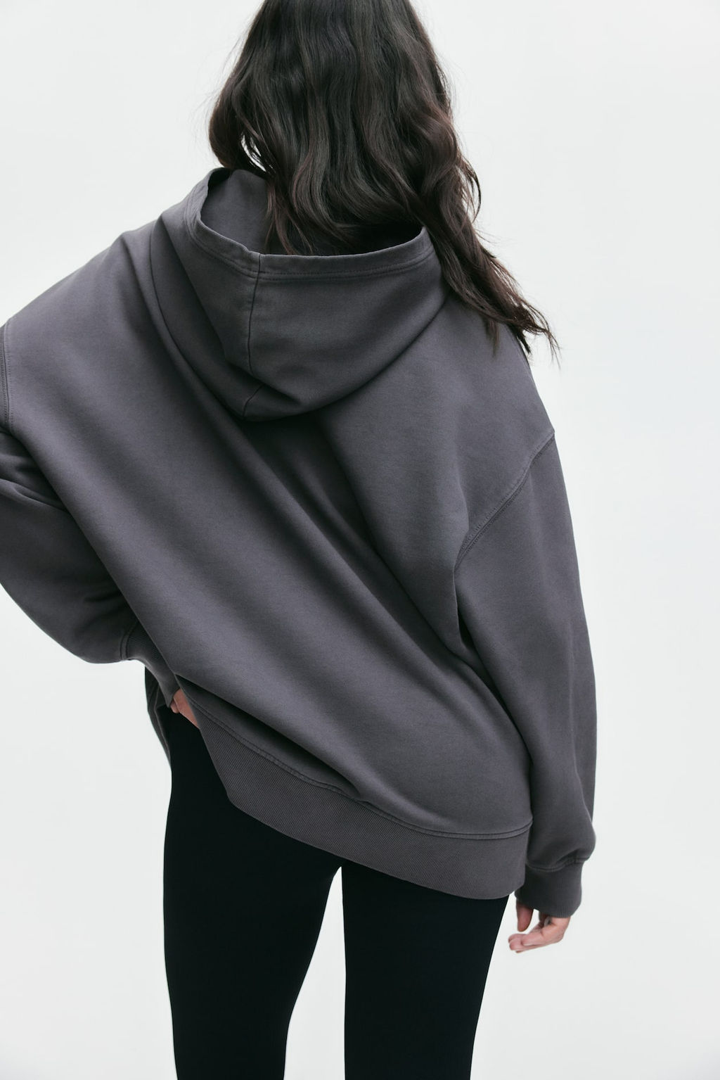 Sudadera oversize con capucha - H&m фото 4