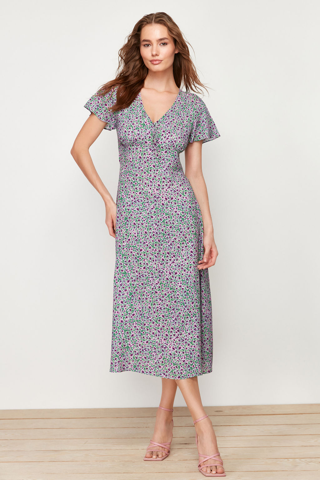 Yesil Cicek Desenli A Kesim V Yaka Midi Dokuma Elbise TWOSS24EL00618 - Trendyolmilla фото 2