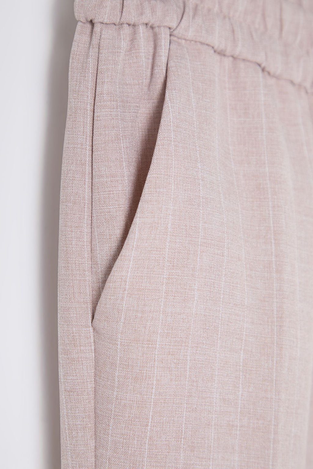 TRENDYOLMILLA Bej Arka Beli Lastikli Cizgili Straight/Duz Kesim Dokuma Pantolon TWOSS25PL00015 фото 8