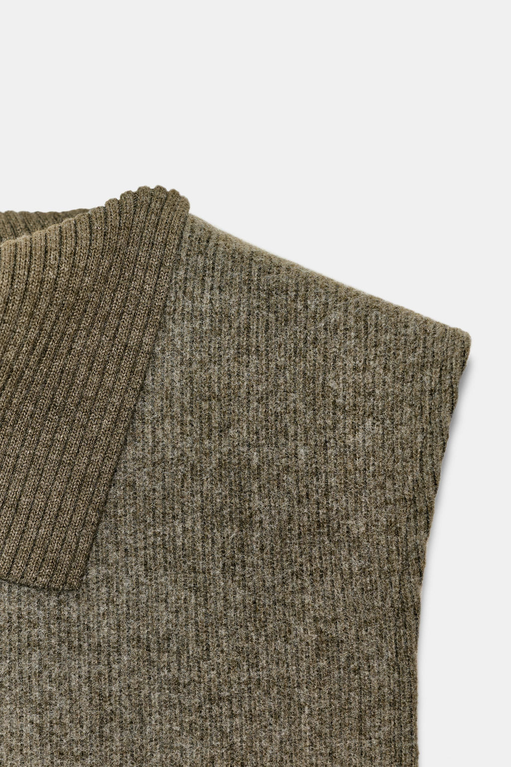 SOFT SCOOP NECK TOP - Zara фото 9