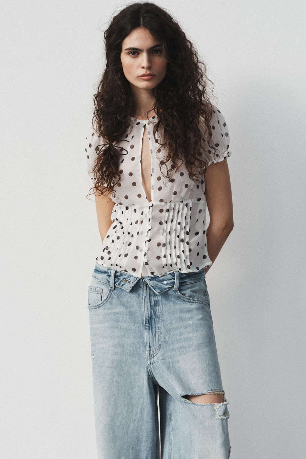 TRF FOLDED WAIST MID-WAIST JEANS - Zara фото 14