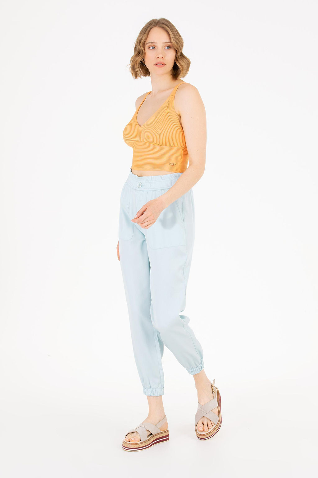 U. S. Polo Assn Женский оранжевый свитер с v-образным вырезом - U.s. polo assn фото 2