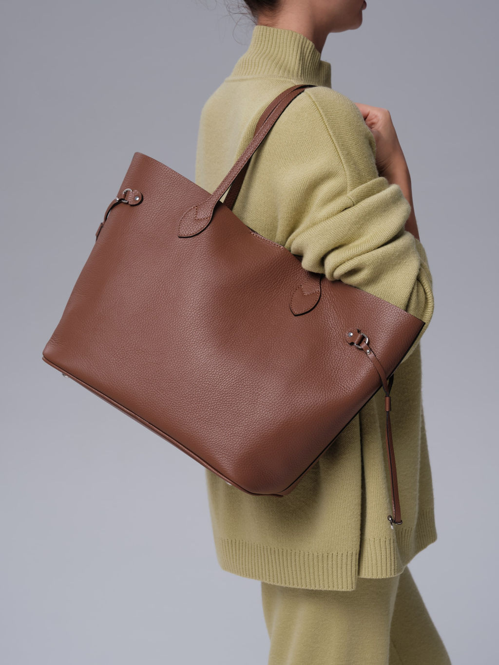 Сумка кожаная шоппер Deboro 30890 темный орех