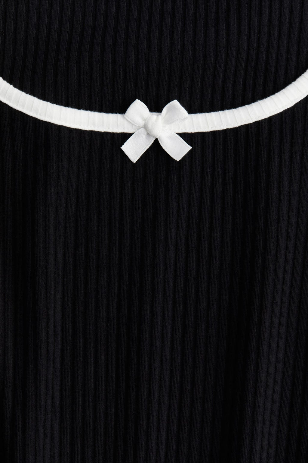 Top de canale con detalles sobrehilados - H&m фото 6