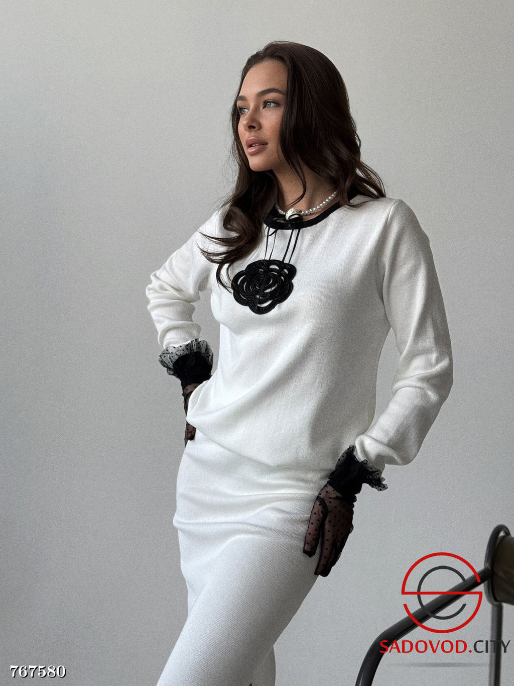 Женский костюм двойка с юбкой