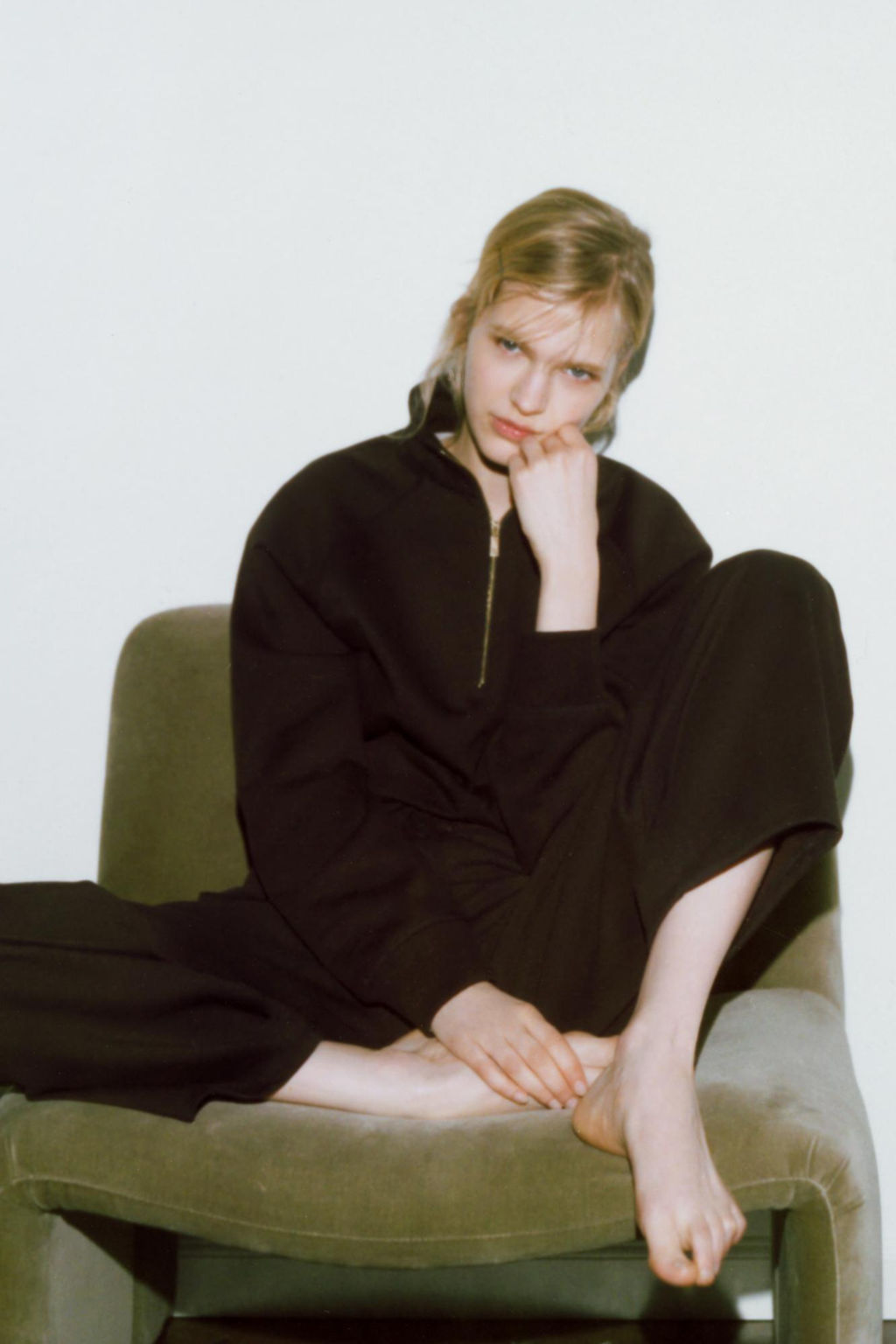 SWEATSHIRT WITH PATCH AND ZIP - Zara фото 19