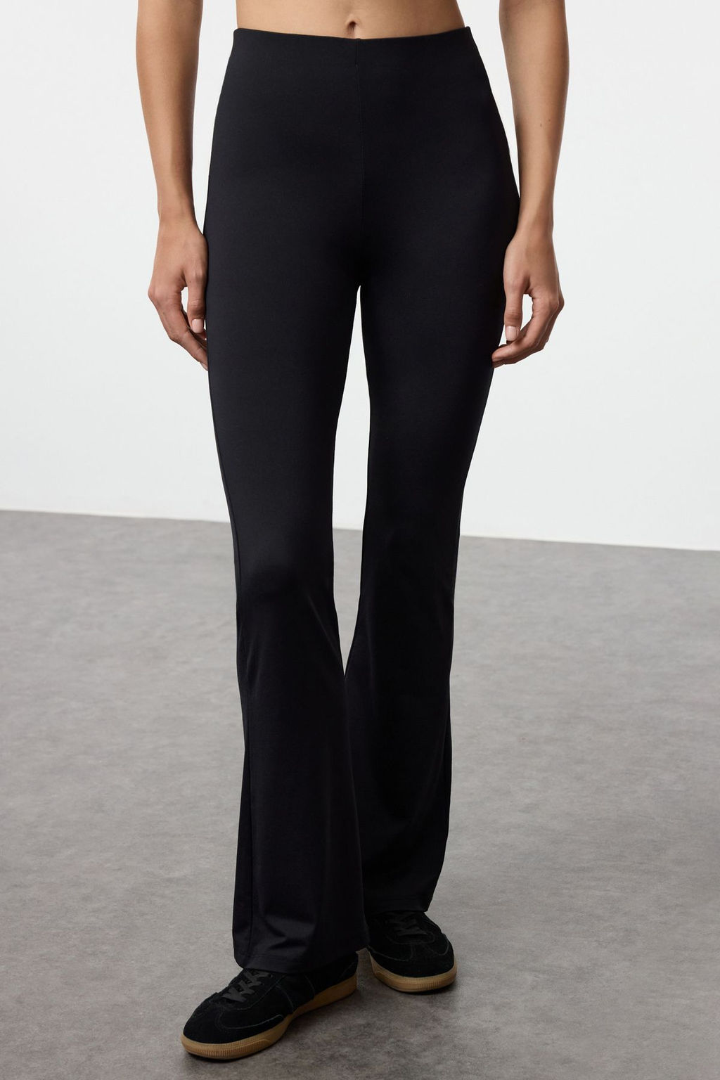 TRENDYOLMILLA Siyah %100 Poliamid Yuksek Bel Super Esnek Pantolon TWOAW25PL00055  фото 4